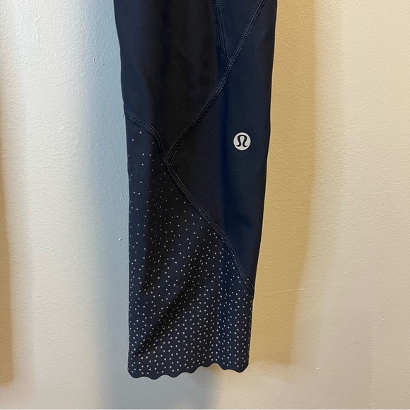 Lululemon Tight Stuff Tight II *25" in Midnight Navy Sz 8 GUC (Pilling) Workout - Picture 11 of 16
